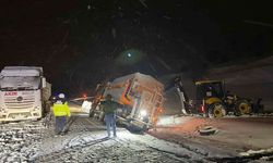 Yozgat'ta Jandarma'dan Kar Mesaisi: Mahsur Kalan Araçlar Tek Tek Kurtarıldı!