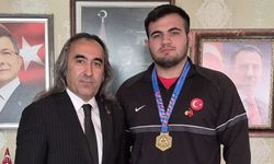 Yozgatlı Güreşçi Bostan’a Tebrik