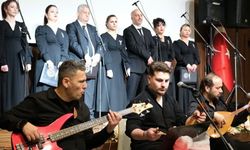 “Türkülerle Şifa” Konseri Büyük Beğeni Topladı: Sağlık Çalışanları Aynı Sahneye Çıktı