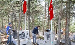 Çekerek Belediyesi’nden Bayram Öncesi Mezarlık Temizliği