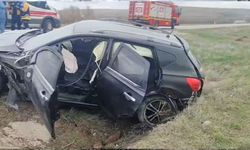 Yozgat’ta faciaya ramak kala! Cip devrildi!