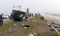 Yolcu Otobüsü Devrildi: 2 Ölü, 17 Yaralı