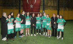 Yozgat’ın Sultanları Destek Bekliyor: Duygu Karabay ve 30 Genç Kızın Futbol Mücadelesi