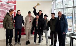 Yozgat Şehitler Fen Lisesi Satranç Turnuvasında İl Birincisi Oldu