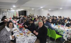 Yozgat’ta 19 Yıllık Gelenek: Zafer Özışık’ın Kurduğu Vakıf Sofrası Yüzlerce Kişiyi Aynı İftarda Buluşturuyor