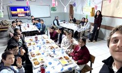 Yamaçlı’da Öğrenciler Aynı Sofrada Buluştu: Ramazan’ın Bereketi Okula Taşındı