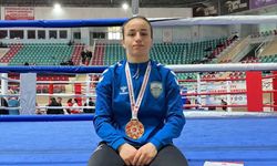 Yozgatlı Milli Sporcu Rabia Karadaş Türkiye Kick Boks Şampiyonu Oldu