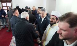 Yozgat’ta Bayram Sabahı: Camilerde Buluşan Vatandaşlar Bayramlaştı