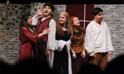 Ankara Tıp Oyuncuları’ndan Sezona Güçlü Açılış: Gonzago’nun Katli Noyan Sahnesinde Büyük İlgi Gördü