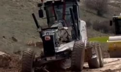 Boğazlıyan Yoğunhisar Köyü Yolunda Bakım Çalışması: Trafik Geçici Süreyle Durduruldu