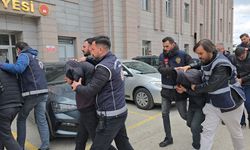 Yozgat’ta Göçmen Kaçakçılığı Operasyonu: 53 Düzensiz Göçmen Yakalandı, 6 Şüpheli Tutuklandı