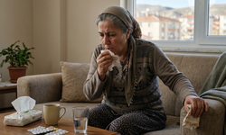 Haftalardır Geçmeyen Öksürüğe Dikkat! Masum Sanıyorduk Ama Ciddi Hastalıkların Habercisi Olabilir