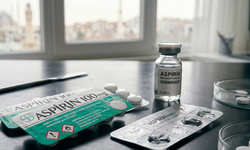 Aspirin Kanser Riskini Yarı Yarıya Düşürebilir mi? Bilim Dünyasında Ezber Bozan Bulgular