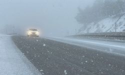 Yozgat ve sivas'ta kar yağışı etkili oldu