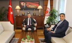 Yozgatlı Dernekler Federasyonu’ndan Fuat Oktay’a Ziyaret: Ankara’daki Hemşehriler İçin Yeni Projeler Masada