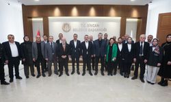 Sincan Yeni Belediye Hizmet Binasında İlk Mesai Başladı: AK Parti Heyetinden “Hayırlı Olsun” Ziyareti