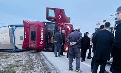Sorgun’da Tır Kazası: Virajı Alamayan Araç Devrildi, Sürücü Mucize Eseri Kurtuldu