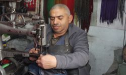 Sorgun’un Engel Tanımayan Ustası: Hem Ayakkabı Dikiyor Hem Pota Zorluyor