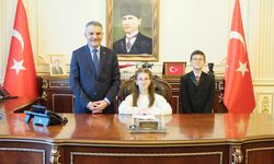 Yozgat’ta valilik makamı 23 Nisan’da çocukların!