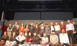 Yozgat’ta Kültürel Miras Sahneye Taşındı: “Bitirim Dünürlüğü” Oyunu İzleyiciden Tam Not Aldı
