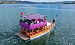 Çekerek Barajı’nda Tekne Turları Başladı: Lavanta Adası’na Eşsiz Bir Yolculuk