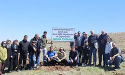 Sorgun’da Şehit Öğretmen ve Öğrenciler Anısına 500 Fidan Toprakla Buluştu