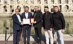 Sarıkaya Devlet Hastanesi’ne Yeni Ekipman Desteği: Belediye Başkanı Gözan’a Teşekkür Plaketi