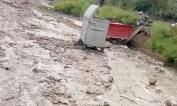 Yozgat’ta sel sonrası yollar bu hale geldi: Ekipler teyakkuza geçti!