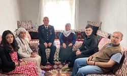 Yozgat Jandarmasından Bayramda Anlamlı Ziyaret: Şehit ve Gazi Aileleri Unutulmadı
