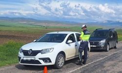 Yozgat’ta Trafik Jandarmasından kaçamadılar