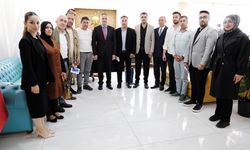 AK Parti Yozgat’ta Tanıtım ve Medya Stratejileri Masaya Yatırıldı
