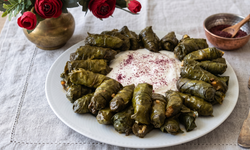 Yozgat’ın Bahar Lezzeti Efelik Sarması Sosyal Medyada Gündem Oldu