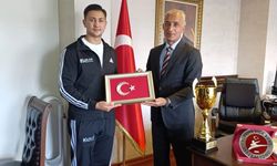 Gölbaşı’na Dünya Kupası Gururu: Battal Yurttakalan Kick Boks Dünya Şampiyonu Oldu
