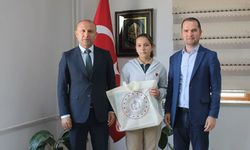 Yerköy’de Gurur Veren Başarı: Dilimizin Zenginlikleri Şiir Yarışmasıyla başarı elde etti