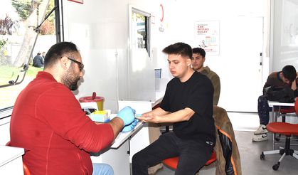 Yozgat Cumhuriyet Meydanı’nda Kan Bağışına yoğun ilgi