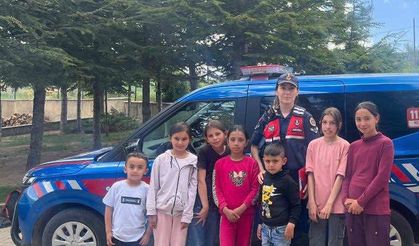Yozgat Merkez İlçe Jandarma Ekiplerinden Okul Çevresinde Güvenlik Denetimi