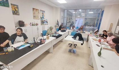 Yozgat’ta Gençlerin Ellerinde Fırçalar Konuşuyor