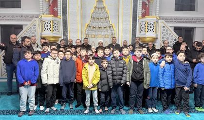 Yozgat Kınalı Hasan Ortaokulu’ndan Sabah Namazı ve Kahvaltı Programı