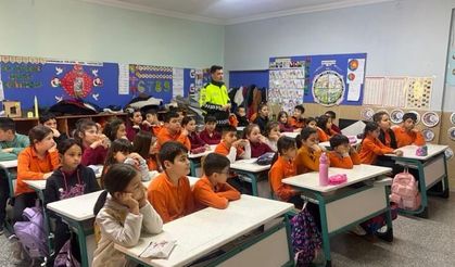 Şefaatli’de Miniklere Trafik Bilinci Eğitimi Verildi