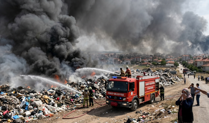 Yerköy’de Zehir Alarmı: Çöp Yangını Vatandaşları Sokağa Döktü