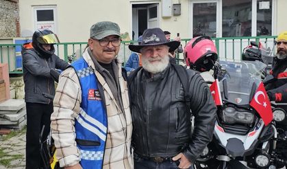 Gezgin Dede Salih Tüzemen Dostluk ve Kardeşlik Sürüşü'ne Katıldı