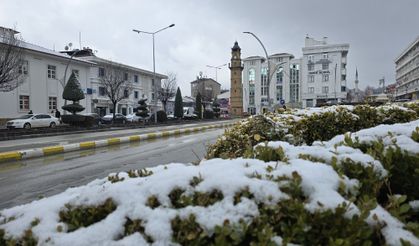 Yozgat’ta Nisan Ortasında Kar Sürprizi: Yüksek Kesimler Beyaza Büründü, Zirai Don Uyarısı Yapıldı