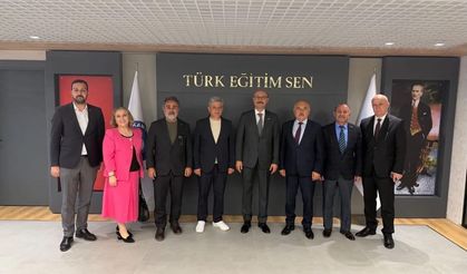 TÜRKAV Heyetinden Türk Eğitim-Sen ve Türk Sağlık-Sen’e Bayram Tebrik Ziyareti