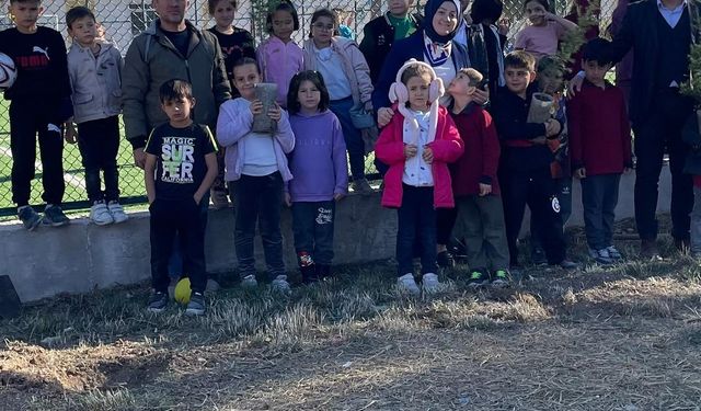 Çandır’da Öğrenciler Fidan Dikerek Doğaya Katkı Sağladı