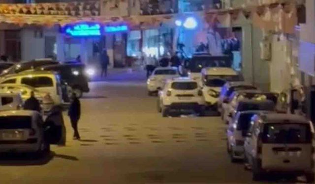 İzmir’de Polislere Silahlı Saldırı: 2’si Ağır 3 Polis Yaralı