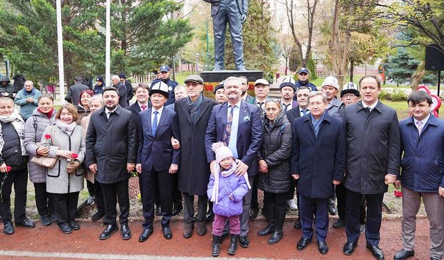 Cengiz Aytmatov’un Eserleri Keçiören Parkı'nda