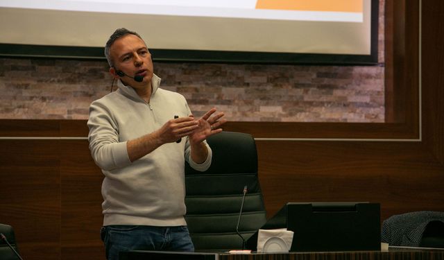 Keçiören'de Teknoloji Bağımlılığı Eğitimi Aldılar