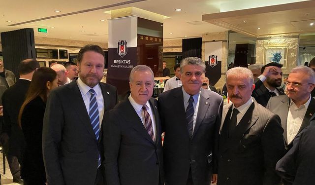 Beşiktaşlı Sadir Durmaz Beşiktaş iftarında