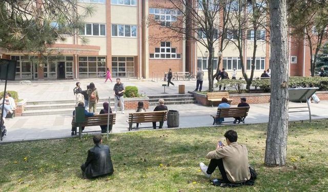 Eskişehir’de Açıköğretim Fakültesi Bahar Dönemi Sınavları Başladı!