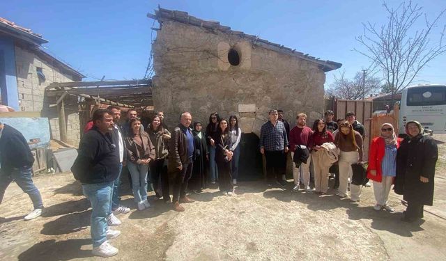 Öğrenciler Sarıkaya’nın turistik yerlerini gezdi